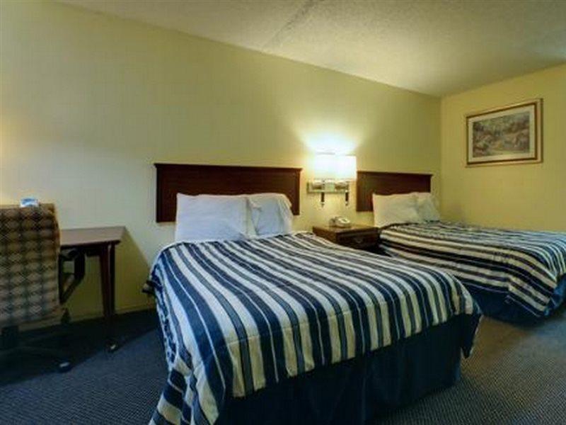 Americas Best Value Inn Comanche Ngoại thất bức ảnh
