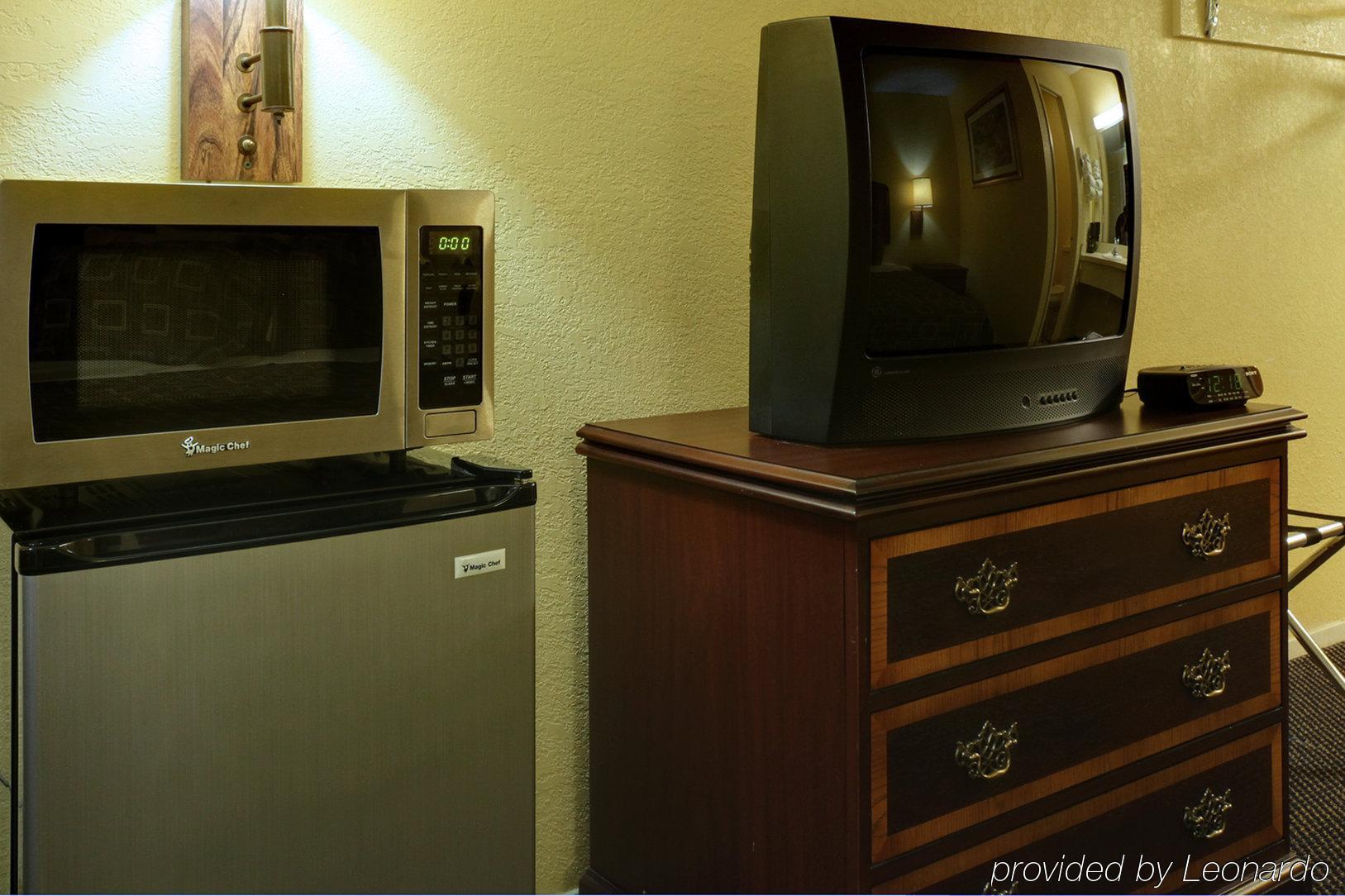 Americas Best Value Inn Comanche Phòng bức ảnh